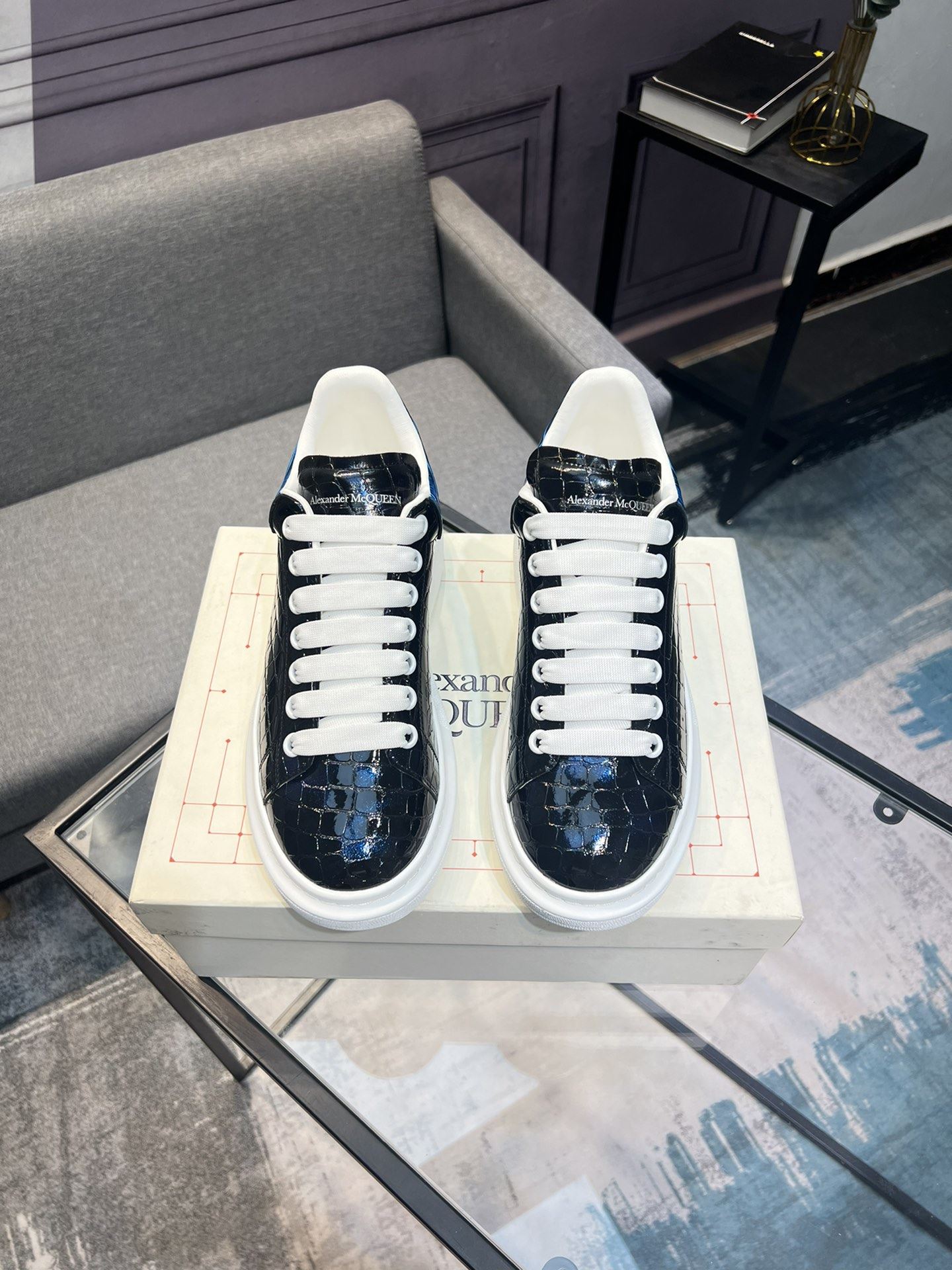 Alexander Mcqueen Low Shoes